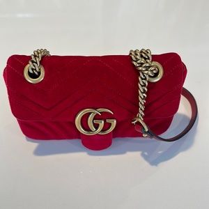 Gucci red velvet bag, barely worn amazing condition